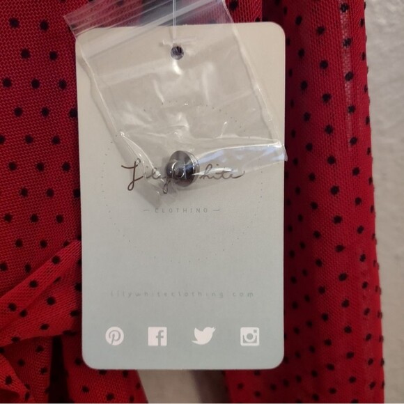 Lily White Red Polka Dot Wrap Tie Blouse Size Medium - Picture 12 of 16